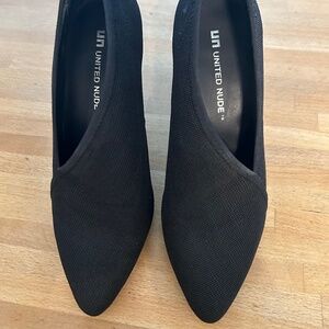 United Nude The Fold High Heel (Size 39EURO/8.5 Canada)